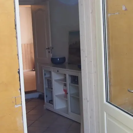 Labaek Bed & Breakfast 3*