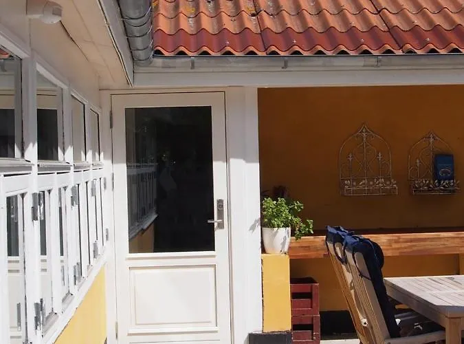 Bed and Breakfast Labaek 3*